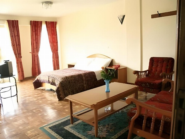 Weygoss Guest House image 19