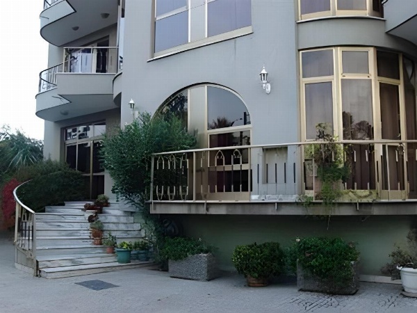 Weygoss Guest House image 9